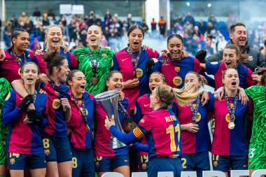 Madrid, İspanya - 26 Ocak 2025: Madrid 'de FC Barcelona ile Real Madrid arasında oynanan Bayanlar Süper Kupası Finali. Kadın futbol klasiği. FC Barcelona kazandı..