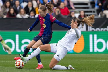 Madrid, İspanya - 26 Ocak 2025: Madrid 'de FC Barcelona ile Real Madrid arasında oynanan Bayanlar Süper Kupası Finali. Kadın futbol klasiği. FC Barcelona kazandı..