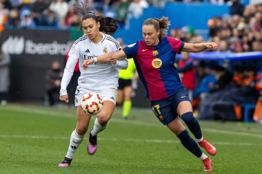Madrid, İspanya - 26 Ocak 2025: Madrid 'de FC Barcelona ile Real Madrid arasında oynanan Bayanlar Süper Kupası Finali. Kadın futbol klasiği. FC Barcelona kazandı..