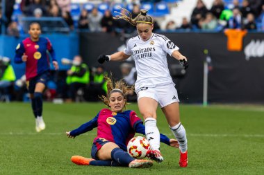 Madrid, İspanya - 26 Ocak 2025: Madrid 'de FC Barcelona ile Real Madrid arasında oynanan Bayanlar Süper Kupası Finali. Kadın futbol klasiği. FC Barcelona kazandı..
