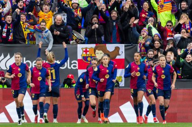 Madrid, İspanya - 26 Ocak 2025: Madrid 'de FC Barcelona ile Real Madrid arasında oynanan Bayanlar Süper Kupası Finali. Kadın futbol klasiği. FC Barcelona kazandı..