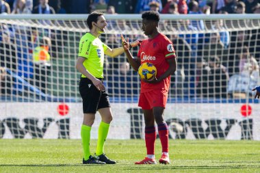 Madrid, İspanya - 1 Şubat 2025: Getafe Fc ile Sevilla Fc arasındaki lig maçı Madrid 'de oynandı. Sevilla FC oyuncuları. Lig 2024, 2025. Profesyonel futbol..