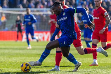 Madrid, İspanya - 1 Şubat 2025: Getafe Fc ile Sevilla Fc arasındaki lig maçı Madrid 'de oynandı. Getafe FC oyuncuları. Lig 2024, 2025. Profesyonel futbol..