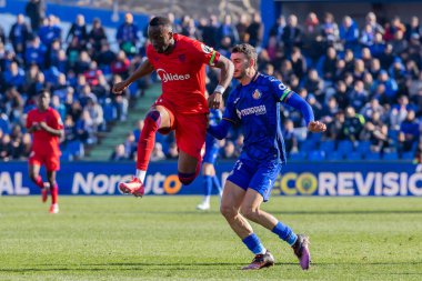 Madrid, İspanya - 1 Şubat 2025: Getafe Fc ile Sevilla Fc arasındaki lig maçı Madrid 'de oynandı. Sevilla FC oyuncuları. Lig 2024, 2025. Profesyonel futbol..
