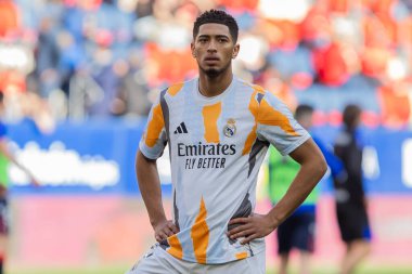 Pamplona, İspanya - 15 Şubat 2025: Pamplona 'da oynanan Osasuna ve Real Madrid ligi maçı. Gerçek Madrid oyuncuları. Avrupa şampiyonları. Lig 2024, 2025