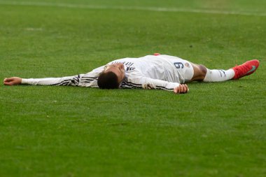 Pamplona, İspanya - 15 Şubat 2025: Pamplona 'da oynanan Osasuna ve Real Madrid ligi maçı. Gerçek Madrid oyuncuları. Avrupa şampiyonları. Lig 2024, 2025