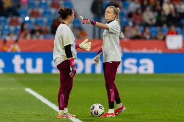 Valencia, İspanya - 21 Şubat 2025: İspanya milli takımı ile Belçika milli takımı arasındaki maç Valencia 'da oynandı. UEFA Kadın Milletler Ligi. İspanyol milli futbol takımının oyuncuları.