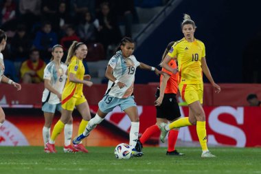 Valencia, İspanya - 21 Şubat 2025: İspanya milli takımı ile Belçika milli takımı arasındaki maç Valencia 'da oynandı. UEFA Kadın Milletler Ligi. İspanyol milli futbol takımının oyuncuları.