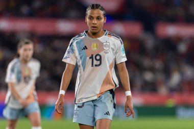 Valencia, İspanya - 21 Şubat 2025: İspanya milli takımı ile Belçika milli takımı arasındaki maç Valencia 'da oynandı. UEFA Kadın Milletler Ligi. İspanyol milli futbol takımının oyuncuları.