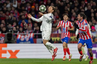 Madrid, İspanya - 12 Mart 2025: Madrid 'de Atletico Madrid ile Real Madrid arasında oynanan Şampiyonlar Ligi maçı. Gerçek Madrid oyuncuları. Avrupa şampiyonları. İspanyol Euroderby.