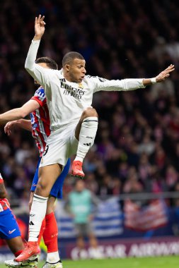 Madrid, İspanya - 12 Mart 2025: Madrid 'de Atletico Madrid ile Real Madrid arasında oynanan Şampiyonlar Ligi maçı. Gerçek Madrid oyuncuları. Avrupa şampiyonları. İspanyol Euroderby.