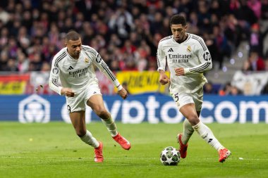 Madrid, İspanya - 12 Mart 2025: Madrid 'de Atletico Madrid ile Real Madrid arasında oynanan Şampiyonlar Ligi maçı. Gerçek Madrid oyuncuları. Avrupa şampiyonları. İspanyol Euroderby.