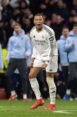 Madrid, İspanya - 12 Mart 2025: Madrid 'de Atletico Madrid ile Real Madrid arasında oynanan Şampiyonlar Ligi maçı. Gerçek Madrid oyuncuları. Avrupa şampiyonları. İspanyol Euroderby.