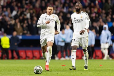 Madrid, İspanya - 12 Mart 2025: Madrid 'de Atletico Madrid ile Real Madrid arasında oynanan Şampiyonlar Ligi maçı. Gerçek Madrid oyuncuları. Avrupa şampiyonları. İspanyol Euroderby.