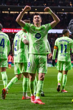 Madrid, İspanya - 16 Mart 2025: Atletico Madrid ile FC Barcelona arasındaki La Liga maçı Madrid 'de oynandı. Barselona oyuncuları. La Liga 2024, 2025.