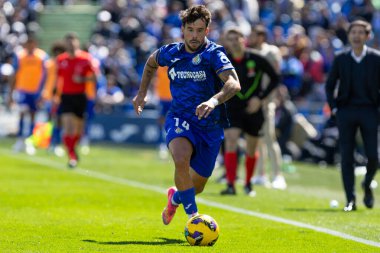 Madrid, İspanya - 30 Mart 2025: La Liga maçı Getafe FC ile Villarreal arasında Madrid 'de oynandı. Getafe oyuncuları. Profesyonel futbol. La Liga 2024, 2025.