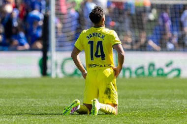 Madrid, İspanya - 30 Mart 2025: La Liga maçı Getafe FC ile Villarreal arasında Madrid 'de oynandı. Villarreal oyuncuları. Profesyonel futbol. La Liga 2024, 2025.