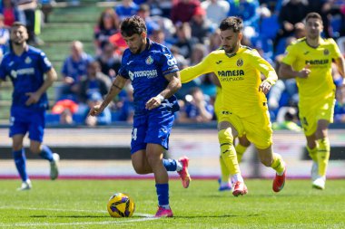 Madrid, İspanya - 30 Mart 2025: La Liga maçı Getafe FC ile Villarreal arasında Madrid 'de oynandı. Villarreal oyuncuları. Profesyonel futbol. La Liga 2024, 2025.