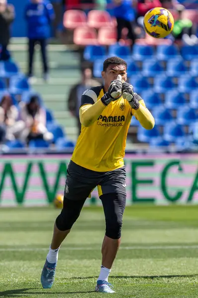 Madrid, İspanya - 30 Mart 2025: La Liga maçı Getafe FC ile Villarreal arasında Madrid 'de oynandı. Villarreal oyuncuları. Profesyonel futbol. La Liga 2024, 2025.