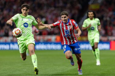 Madrid, İspanya - 2 Nisan 2025: Atletico Madrid ile FC Barcelona arasında oynanan Copa del Rey yarı final maçı. Atletico Madrid oyuncuları. Copa del Rey yarı finalleri.