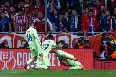 Madrid, İspanya - 2 Nisan 2025: Atletico Madrid ile FC Barcelona arasında oynanan Copa del Rey yarı final maçı. FC Barcelona oyuncuları. Copa del Rey yarı finalleri.