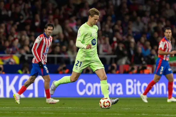 Madrid, İspanya - 2 Nisan 2025: Atletico Madrid ile FC Barcelona arasında oynanan Copa del Rey yarı final maçı. FC Barcelona oyuncuları. Copa del Rey yarı finalleri.