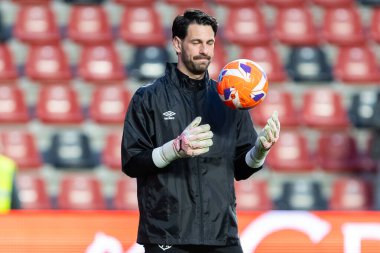 Madrid, İspanya - 4 Nisan 2025: Madrid 'de oynayan Rayo Vallecano ile CD Espaol arasındaki La Liga maçı. Rayo Vallecano oyuncuları. Profesyonel futbol. La Liga 2024-2025.