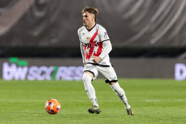 Madrid, İspanya - 4 Nisan 2025: Madrid 'de oynayan Rayo Vallecano ile CD Espaol arasındaki La Liga maçı. Rayo Vallecano oyuncuları. Profesyonel futbol. La Liga 2024-2025.