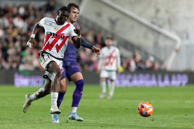 Madrid, İspanya - 4 Nisan 2025: Madrid 'de oynayan Rayo Vallecano ile CD Espaol arasındaki La Liga maçı. Rayo Vallecano oyuncuları. Profesyonel futbol. La Liga 2024-2025.