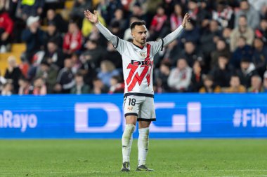 Madrid, İspanya - 4 Nisan 2025: Madrid 'de oynayan Rayo Vallecano ile CD Espaol arasındaki La Liga maçı. Rayo Vallecano oyuncuları. Profesyonel futbol. La Liga 2024-2025.