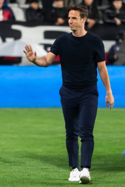 Madrid, İspanya - 4 Nisan 2025: Madrid 'de oynayan Rayo Vallecano ile CD Espaol arasındaki La Liga maçı. Rayo Vallecano oyuncuları. Profesyonel futbol. La Liga 2024-2025.