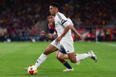 Seville, İspanya - 26 Nisan 2025: Copa del Rey finali Sevilla 'da FC Barcelona ile Real Madrid arasında. Barselona kazandı. İspanyol klasiği. Gerçek Madrid oyuncuları.