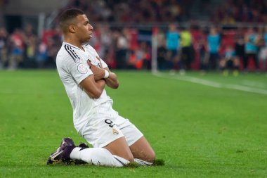 Seville, İspanya - 26 Nisan 2025: Copa del Rey finali Sevilla 'da FC Barcelona ile Real Madrid arasında. Barselona kazandı. İspanyol klasiği. Gerçek Madrid oyuncuları.