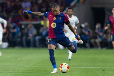 Seville, İspanya - 26 Nisan 2025: Copa del Rey finali Sevilla 'da FC Barcelona ile Real Madrid arasında. Barselona kazandı. İspanyol klasiği. Barselona oyuncuları.