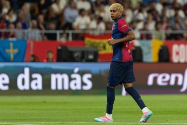 Seville, İspanya - 26 Nisan 2025: Copa del Rey finali Sevilla 'da FC Barcelona ile Real Madrid arasında. Barselona kazandı. İspanyol klasiği. Barselona oyuncuları.