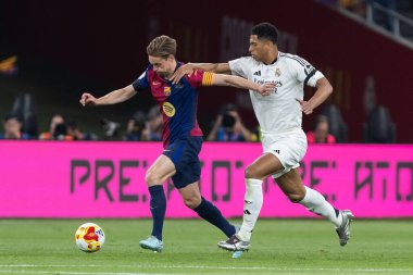 Seville, İspanya - 26 Nisan 2025: Copa del Rey finali Sevilla 'da FC Barcelona ile Real Madrid arasında. Barselona kazandı. İspanyol klasiği. Barselona oyuncuları.