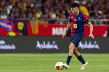 Seville, İspanya - 26 Nisan 2025: Copa del Rey finali Sevilla 'da FC Barcelona ile Real Madrid arasında. Barselona kazandı. İspanyol klasiği. Barselona oyuncuları.