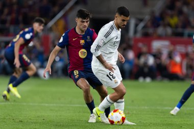 Seville, İspanya - 26 Nisan 2025: Copa del Rey finali Sevilla 'da FC Barcelona ile Real Madrid arasında. Barselona kazandı. İspanyol klasiği. Gerçek Madrid oyuncuları.