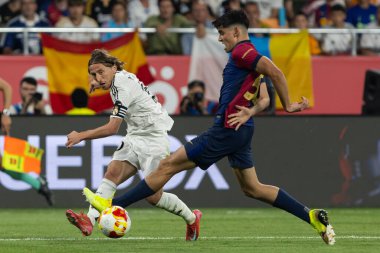 Seville, İspanya - 26 Nisan 2025: Copa del Rey finali Sevilla 'da FC Barcelona ile Real Madrid arasında. Barselona kazandı. İspanyol klasiği. Gerçek Madrid oyuncuları.