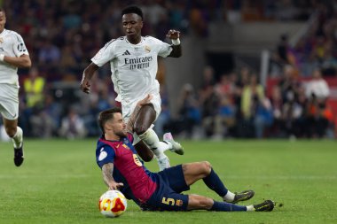 Seville, İspanya - 26 Nisan 2025: Copa del Rey finali Sevilla 'da FC Barcelona ile Real Madrid arasında. Barselona kazandı. İspanyol klasiği. Gerçek Madrid oyuncuları.