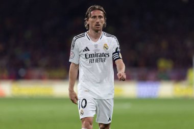 Seville, İspanya - 26 Nisan 2025: Copa del Rey finali Sevilla 'da FC Barcelona ile Real Madrid arasında. Barselona kazandı. İspanyol klasiği. Gerçek Madrid oyuncuları.