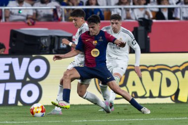 Seville, İspanya - 26 Nisan 2025: Copa del Rey finali Sevilla 'da FC Barcelona ile Real Madrid arasında. Barselona kazandı. İspanyol klasiği. Barselona oyuncuları.