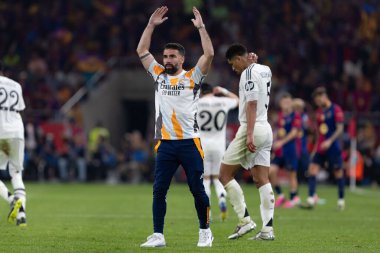 Seville, İspanya - 26 Nisan 2025: Copa del Rey finali Sevilla 'da FC Barcelona ile Real Madrid arasında. Barselona kazandı. İspanyol klasiği. Gerçek Madrid oyuncuları.