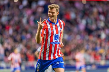 Madrid, İspanya - 10 Mayıs 2025: Atletico Madrid ile Real Sociedad arasında oynanan bir lig maçı. Alexander Sorloth maç sırasında hat-trick yaptı. Lig rekoru kırdı..
