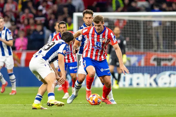 Madrid, İspanya - 10 Mayıs 2025: Atletico Madrid ile Real Sociedad arasındaki La Liga maçı başkentte oynandı. Atletico Madrid oyuncuları.