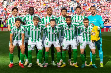 Madrid, İspanya - 18 Mayıs 2025: Atletico Madrid ile Real Betis arasındaki La Liga maçı başkentte oynandı. Gerçek Betis oyuncuları. La Liga 2024, 2025. Profesyonel oyuncular.