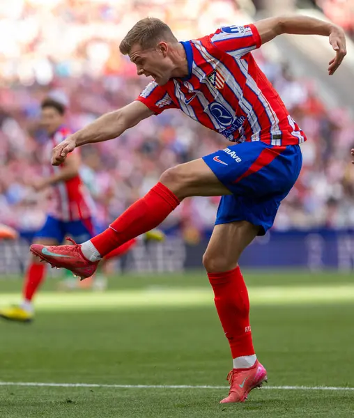 Madrid, İspanya - 18 Mayıs 2025: Atletico Madrid ile Real Betis arasındaki La Liga maçı başkentte oynandı. Atletico Madrid oyuncuları. La Liga 2024, 2025. Profesyonel oyuncular.