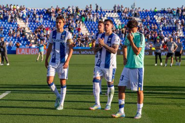 Madrid, İspanya - 24 Mayıs 2025: Legans ile Valladolid arasında oynanan La Liga maçı. Leganlar ve Valladolid HiperHareket Ligi 'ne atıldı. Takımlar bırakmayla karşı karşıya.