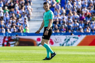 Madrid, İspanya - 24 Mayıs 2025: Legans ile Valladolid arasında oynanan La Liga maçı. Leganlar ve Valladolid HiperHareket Ligi 'ne atıldı. Takımlar bırakmayla karşı karşıya.