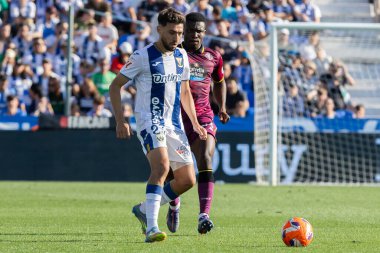 Madrid, İspanya - 24 Mayıs 2025: Legans ile Valladolid arasında oynanan La Liga maçı. Leganlar ve Valladolid HiperHareket Ligi 'ne atıldı. Takımlar bırakmayla karşı karşıya.